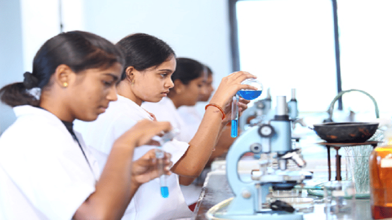 Annie Besant College for Women Hyderabad Labs photo 3