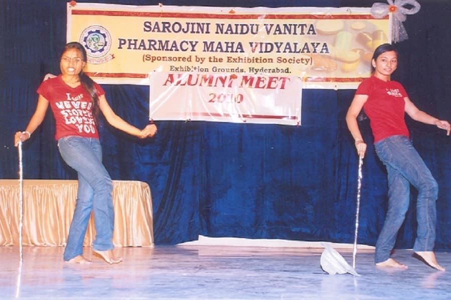 Sarojini Naidu Vanita Pharmacy Maha Vidyalaya Secunderabad Events photo 8