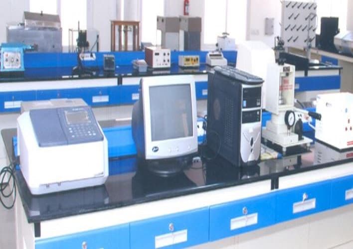 Sarojini Naidu Vanita Pharmacy Maha Vidyalaya Secunderabad Campus photo 5