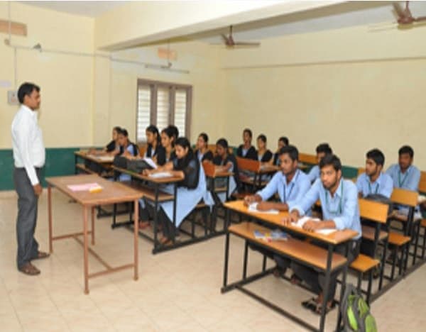 AKRG College of Pharmacy Nallajerla College Facility photo 4