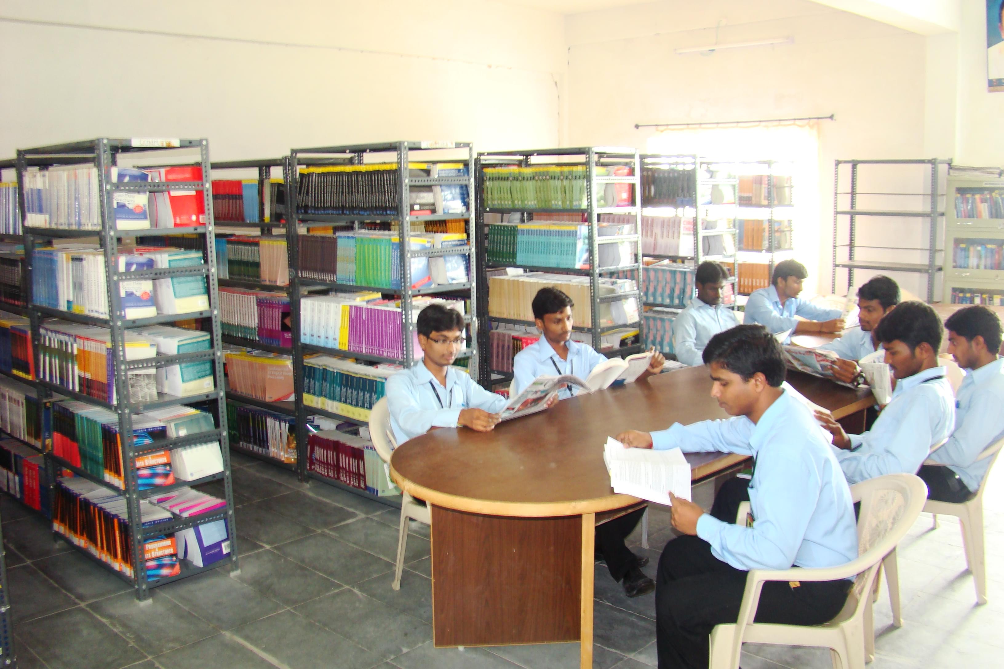 Madhira Institute of Technology & Science Suryapet Labs photo 3