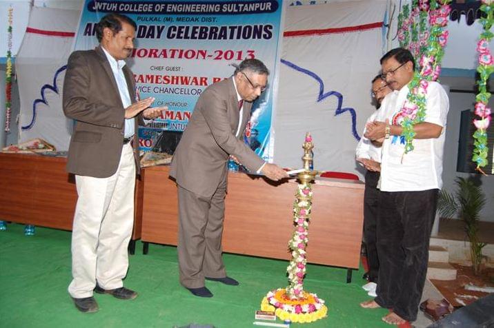 JNTUH College of Engineering Sultanpur Sangareddy Events photo 7