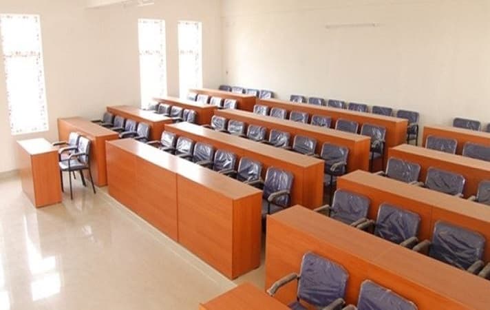 AR School of Business Dindigul Facility photo 4