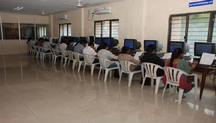 JNTUH Campus & Infrastructure photo 4