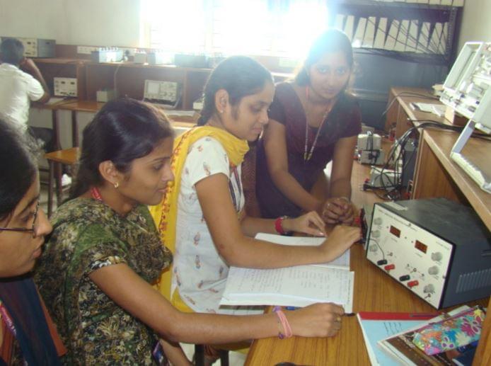 DRK Institute of Science and Technology Hyderabad Laboratory photo 2
