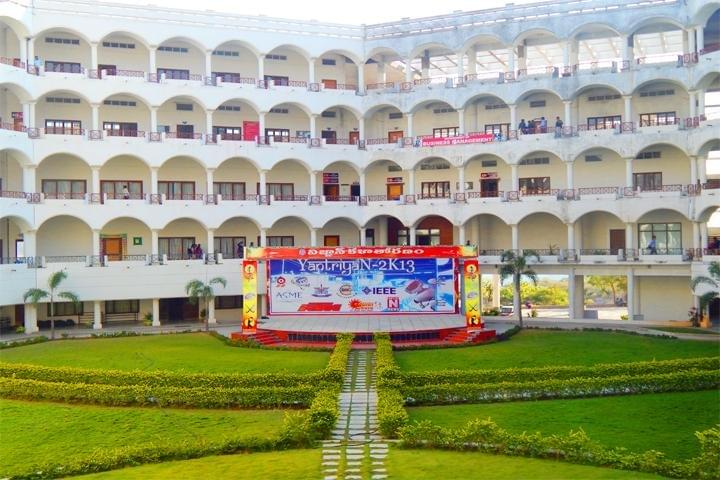 Vignan Institute of Technology & Science Hyderabad Academic Building photo 2