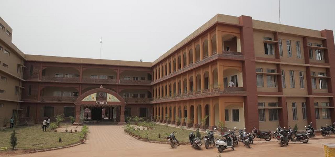 Sri Sri University Cuttack Academic Building photo 2