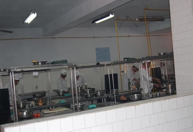 Institute of Hotel Management, Catering Technology & Applied Nutrition Jaipur Kitchen Training lab photo 2
