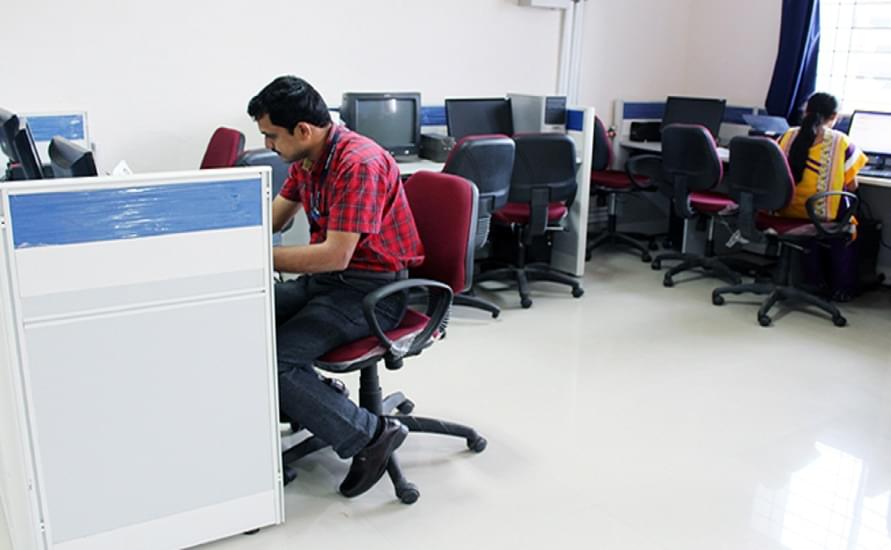 Late Baliram Kashyap Memorial Govt. Medical College Jagdalpur Campus photo 6