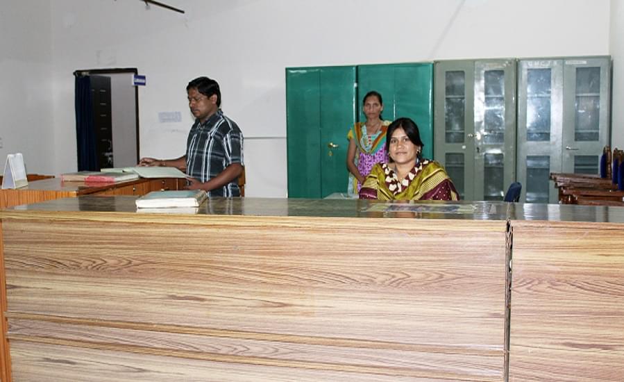 Late Baliram Kashyap Memorial Govt. Medical College Jagdalpur Campus photo 13