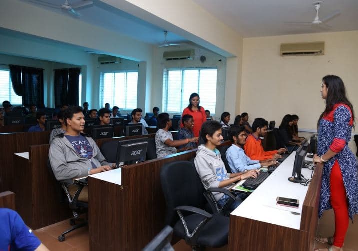 ITM Vocational University Vadodara Campus & Infrastructure photo 1