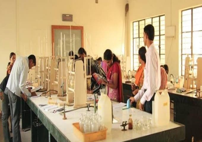 Bharati Vidyapeeth Dr. Patangrao Kadam Mahavidyalaya Sangli Campus & Infrastructure photo 5