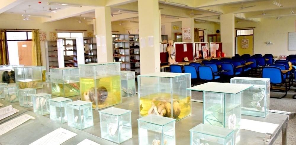 Veer Chandra Singh Garhwali Government Institute Of Medical Science and Research Srinagar Infrastructure photo 4