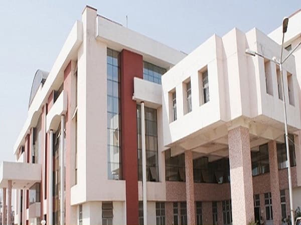 Government Dental College Raipur Campus photo 2