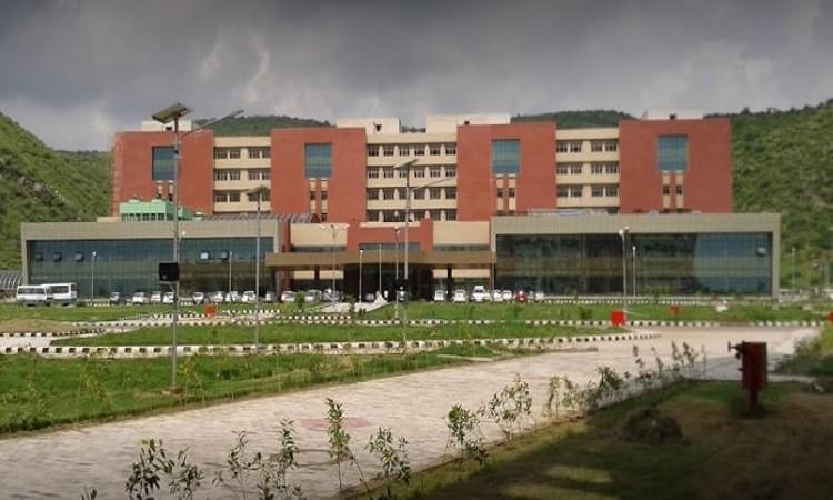 Shaheed Hasan Khan Mewati Government Medical College Nalhar Campus photo 2