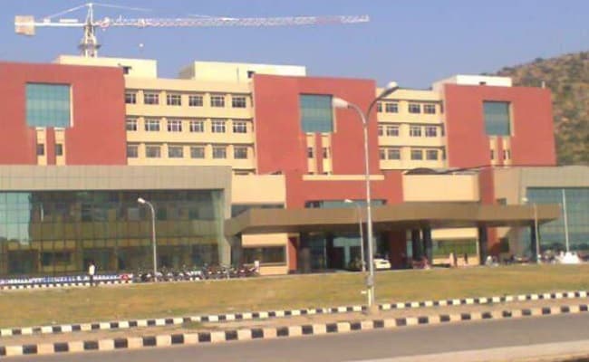 Shaheed Hasan Khan Mewati Government Medical College Nalhar Campus photo 4