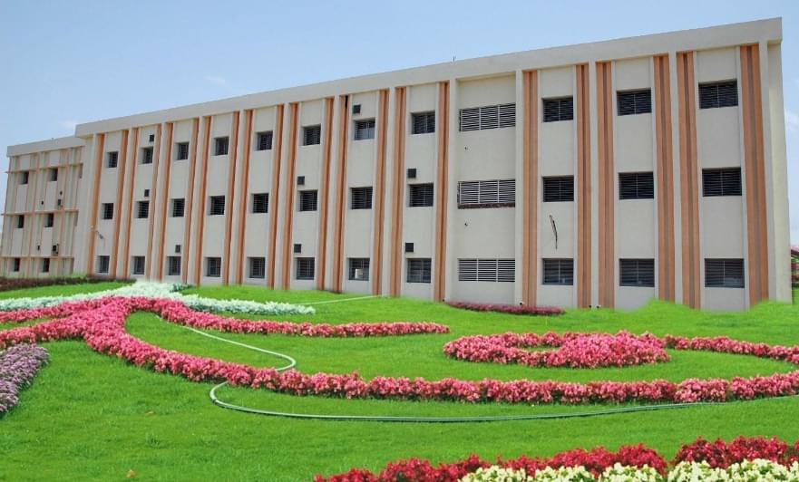 C. U. Shah University Wadhwan Academic Building photo 3