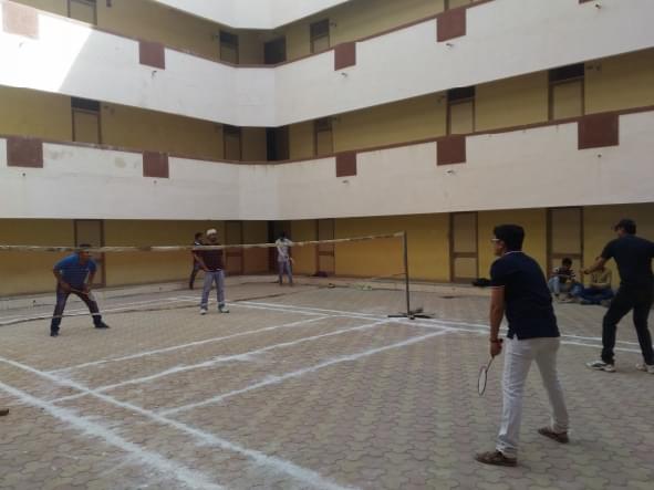 C. U. Shah University Wadhwan hostel photo 10