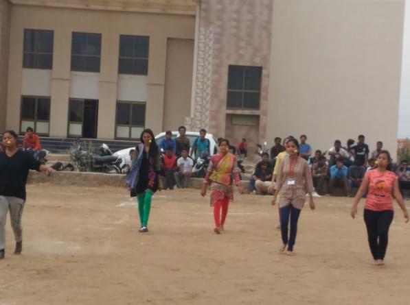 C. U. Shah University Wadhwan hostel photo 11