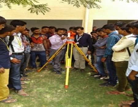 C.U. Shah College of Engineering and Technology Wadhwan Infrastructure photo 8