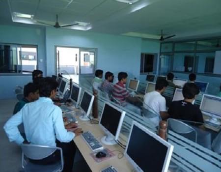 C.U. Shah College of Engineering and Technology Wadhwan Infrastructure photo 10