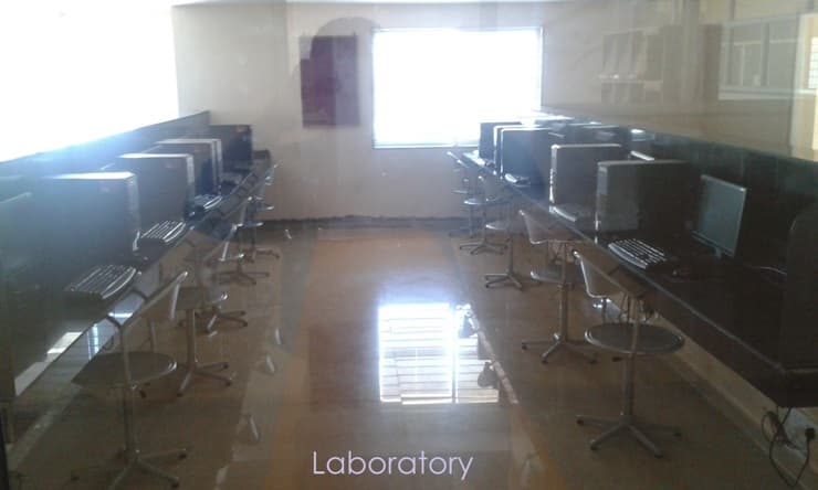 C. U. Shah College of Master of Computer Application Wadhwan Infrastructure photo 4