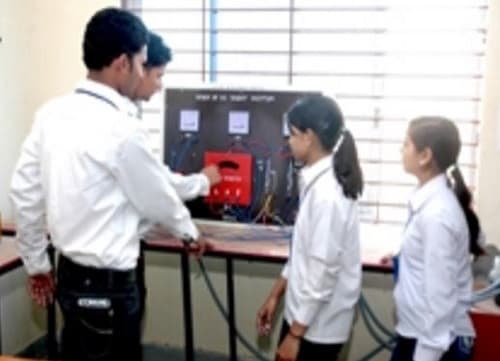 Hindustan Institute of Technology Science and Management Gwalior Laboratory photo 1