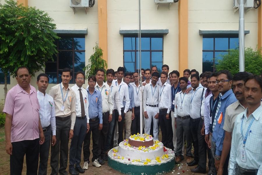 Pandit Dev Prabhakar Shastri College of Technology Chhatarpur Events photo 11