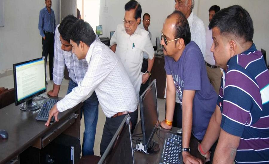 Sakshi Institute of Technology and Management Guna Events photo 14