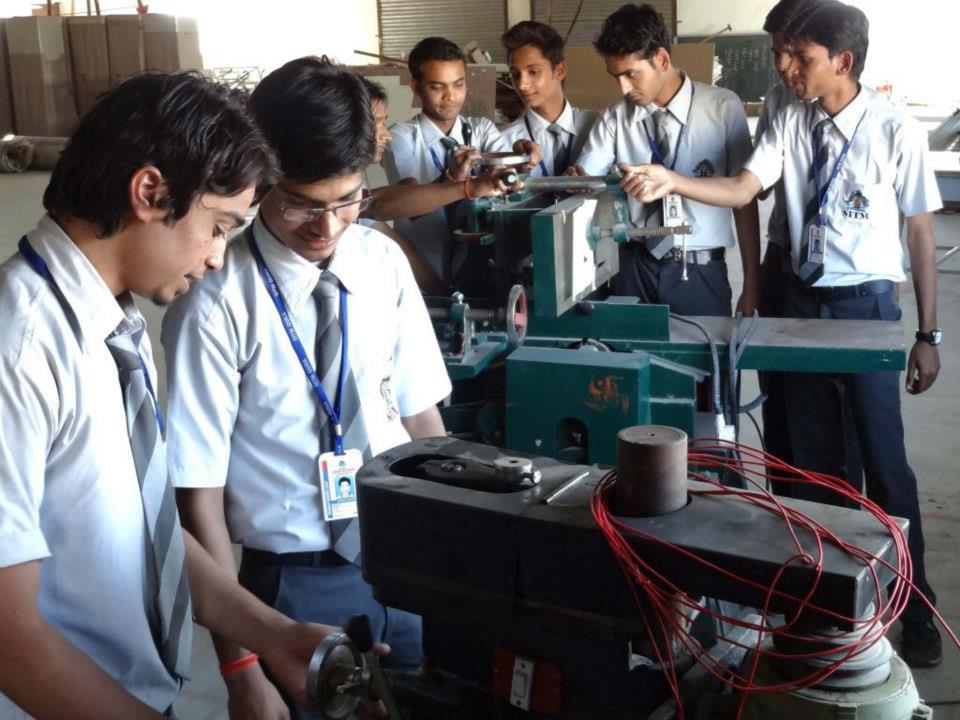 Sakshi Institute of Technology and Management Guna Campus photo 13