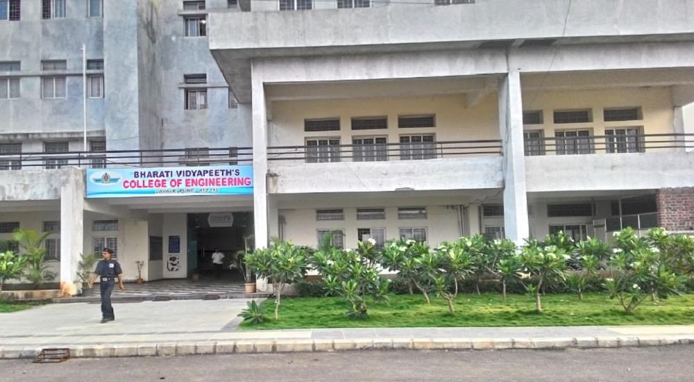 BVCOE Pune Academic Building photo 3