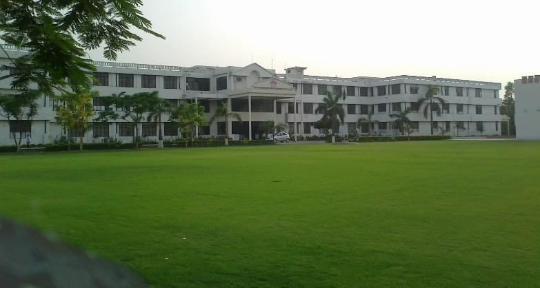 Shri Ram Murti Smarak College of Engineering and Technology Bareilly Academic Building photo 1