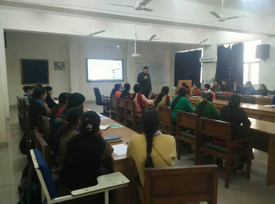 Maharishi Markandeshwar College of Nursing Ambala Academic Building & Infrastructure photo 1