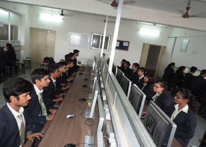 Parul Institute of Management and Research Vadodara Campus photo 4