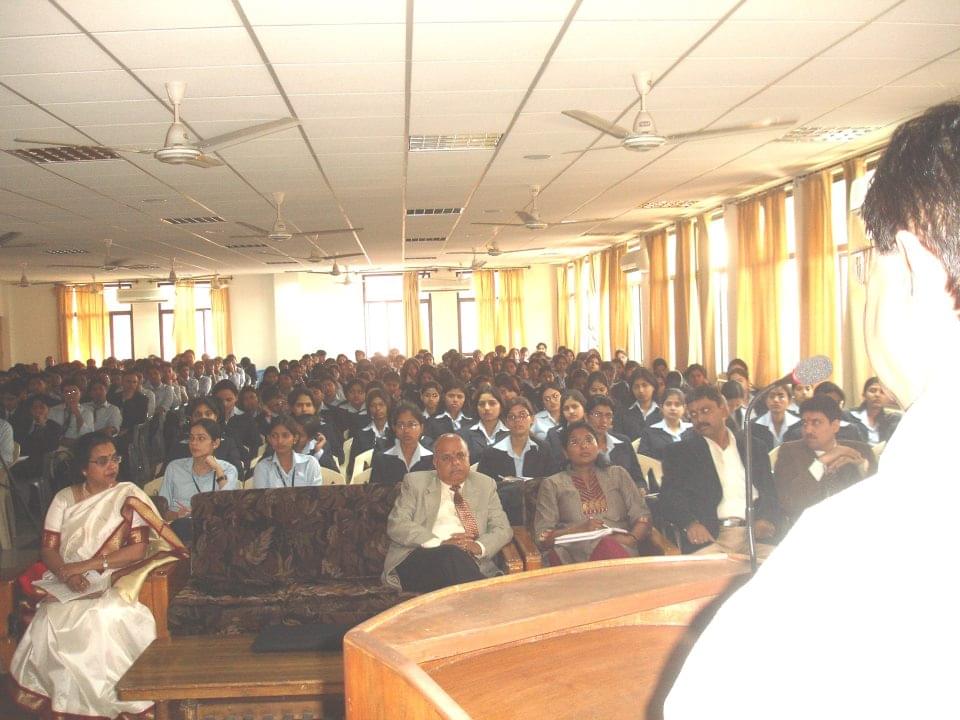 Ishan Institute of Management and Technology Greater Noida Campus with facilities photo 7