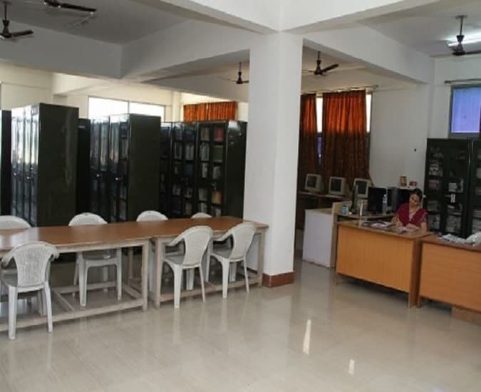 Manish Institute of Management Visnagar Campus photo 7