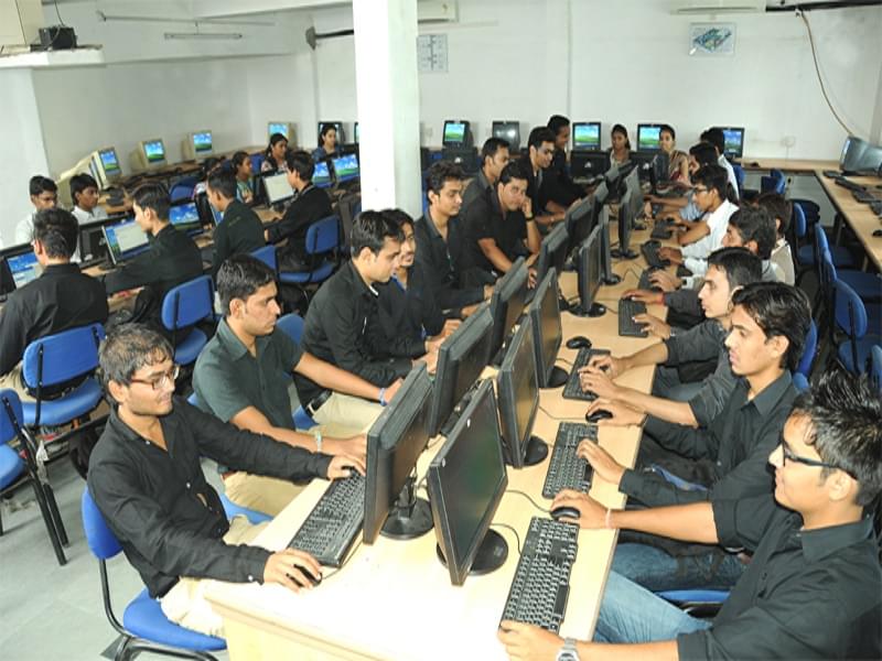 R B Institute of Management Studies Ahmedabad Infrastructure photo 3