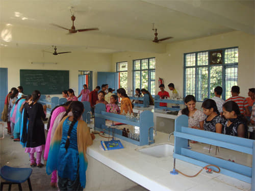 Adarsh Bhartiya College Pathankot Infrastructure photo 3