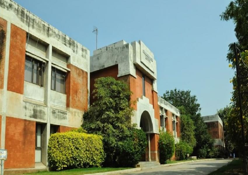Chimanbhai Patel Institute of Management & Research Ahmedabad Campus photo 10