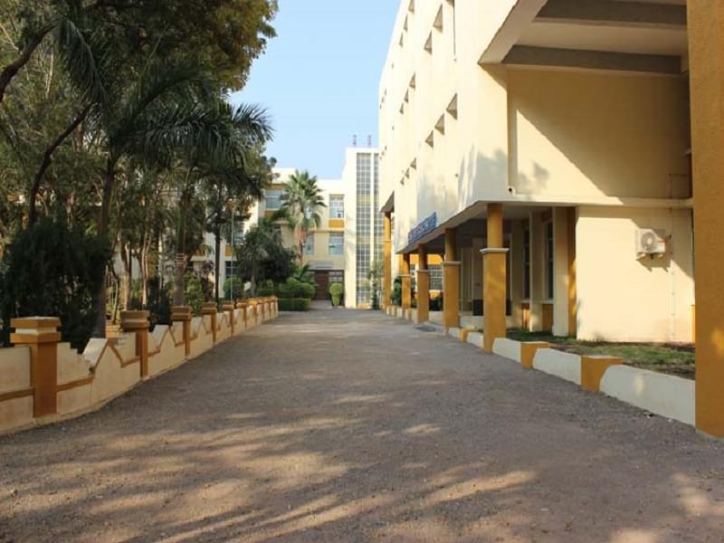 Christ Institute of Management Rajkot Infrastructure photo 7