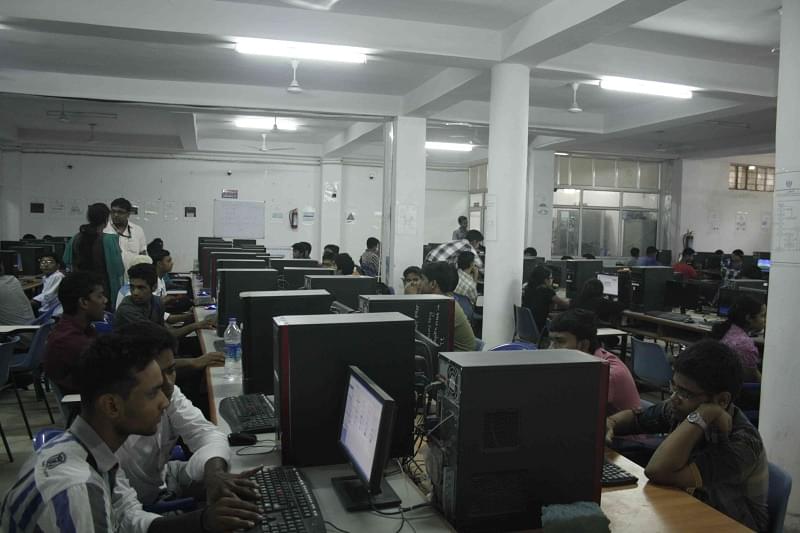 UEM Kolkata Laboratory photo 4