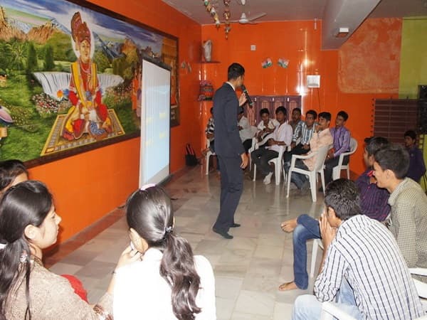 Shree J. N. Ruparel Swaminarayan Institute of Management & IT Porbandar Events photo 7