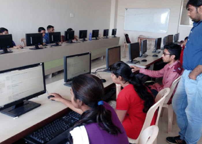 Arham Veeraytan Institute of Engineering, Technology & Research Kutch Mandvi Infrastructure photo 3