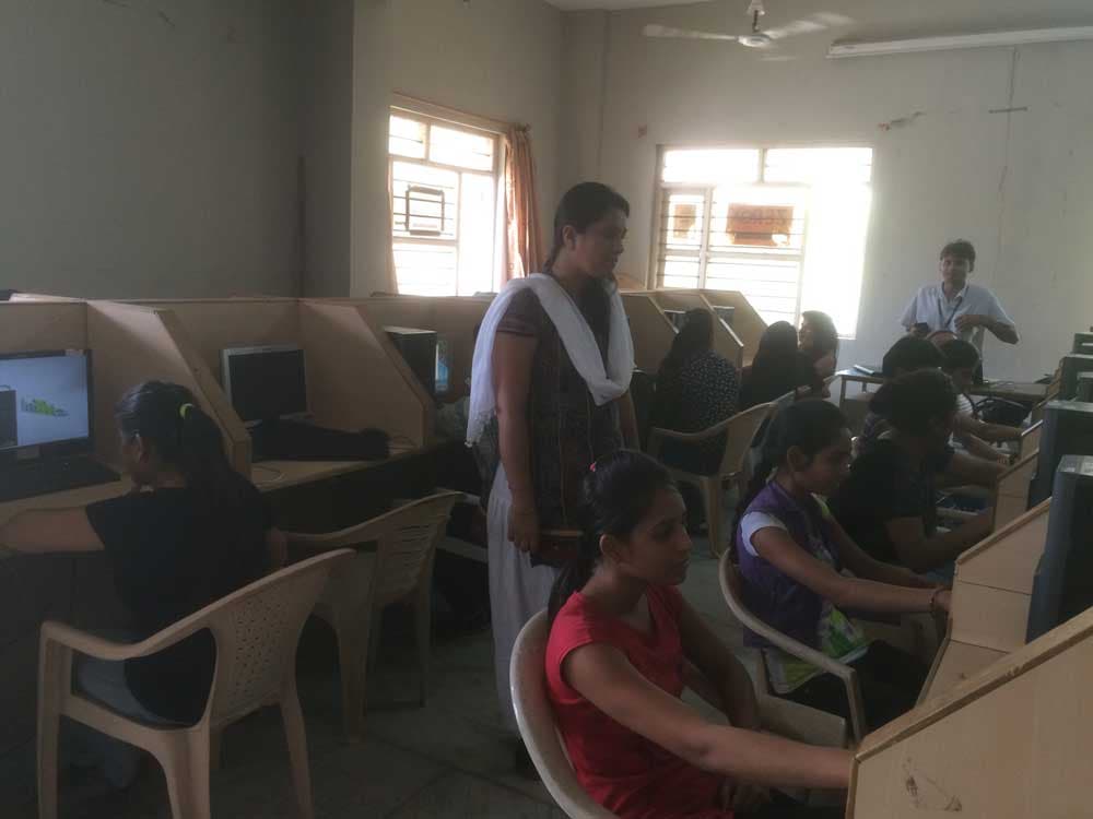 Sigma Institute of Engineering Vadodara Laboratory photo 13