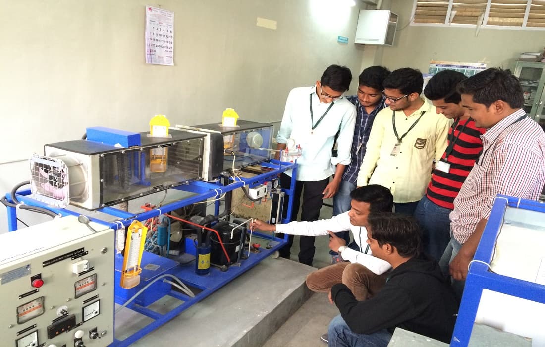 Sigma Institute of Engineering Vadodara Laboratory photo 5