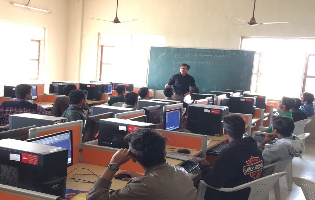 Sigma Institute of Engineering Vadodara Laboratory photo 7