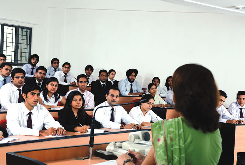 Amity Institute of Psychology and Allied Sciences Noida Classrooms photo 2