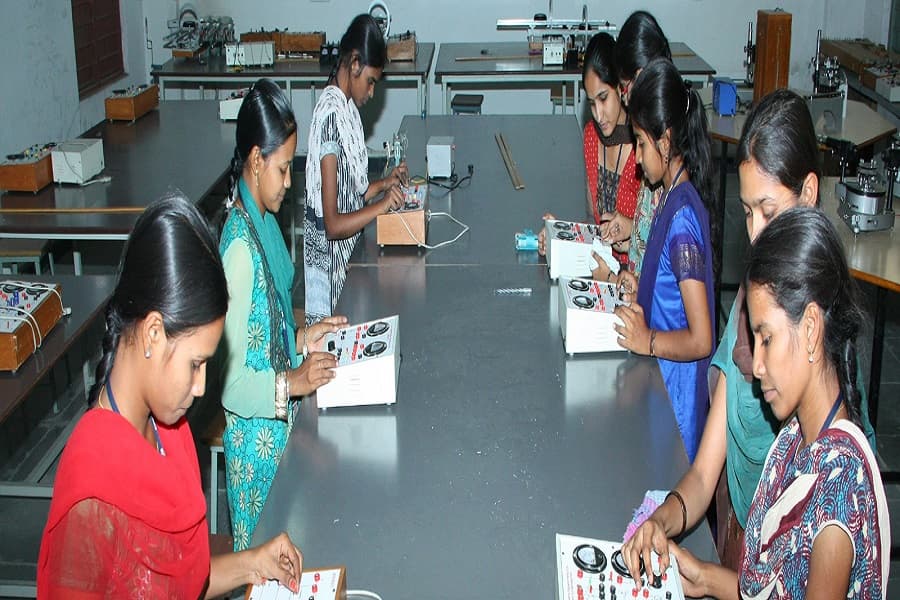 Kakatiya Institute of Technology and Science for Women Nizamabad Infrastructure photo 9