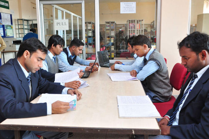 Himalayan Institute of Pharmacy and Research Dehradun Infrastructure photo 9