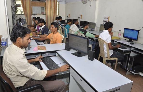 Nowrosjee Wadia College Pune Campus photo 4